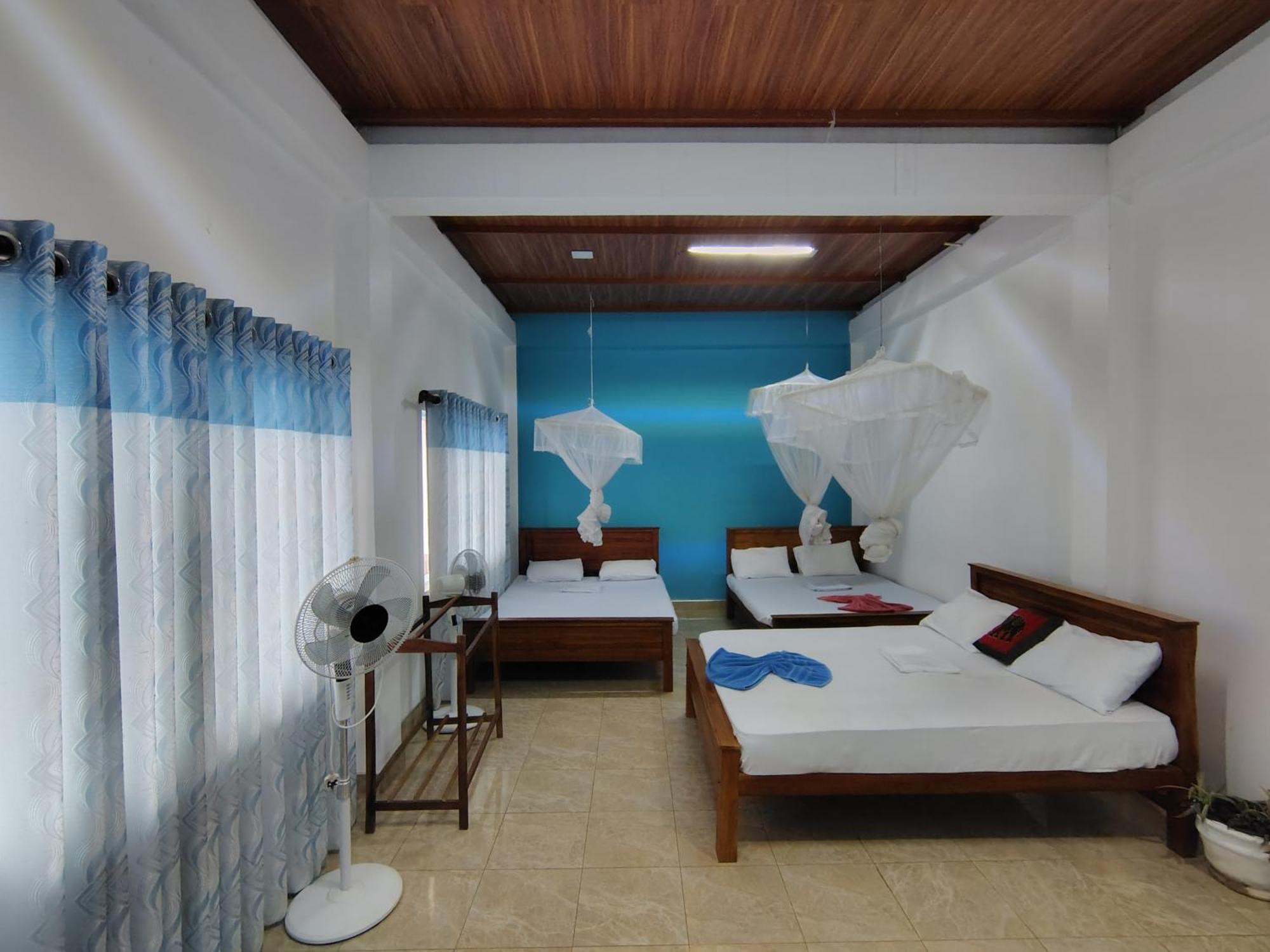 Bungalow Resort - Сигирия Екстериор снимка